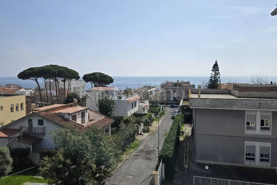 Mansarda in vendita di 190 mq a €199.000 (rif. 12/2026)