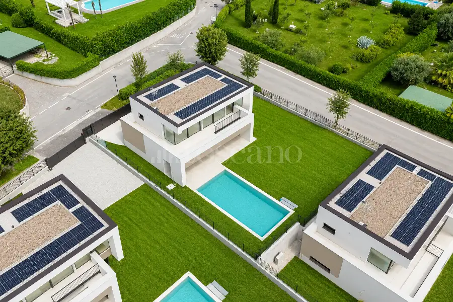 Villa in vendita di 335 mq a €1.740.000 (rif. 11/2025)