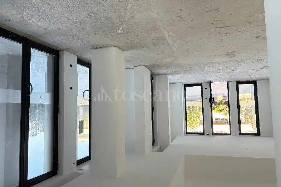 Negozio in affitto di 110 mq a €3.000 (rif. 11/2026)