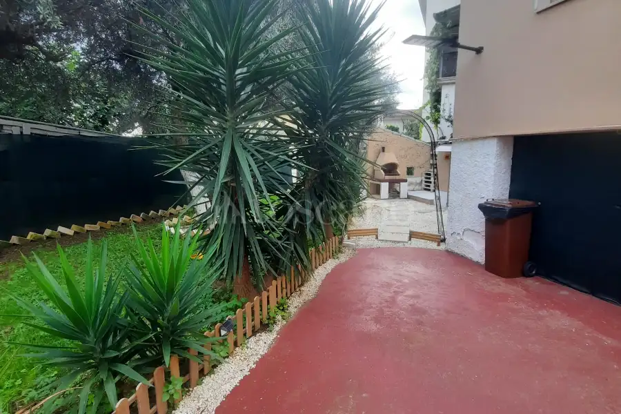 Casa Indipendente in vendita di 225 mq a €155.000 (rif. 2/2026)