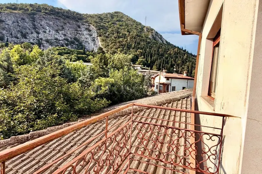 Casa Indipendente in vendita di 230 mq a €460.000 (rif. 22/2026)