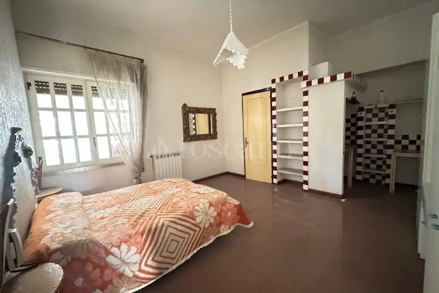 Palazzo in affitto di 500 mq a €5.800 (rif. 216/2025)