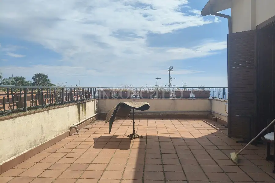 Villa in vendita di 226 mq a €420.000 (rif. 145/2026)