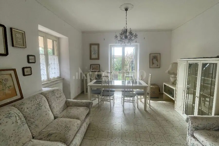 Casa Indipendente in vendita di 137 mq a €98.000 (rif. 8/2026)