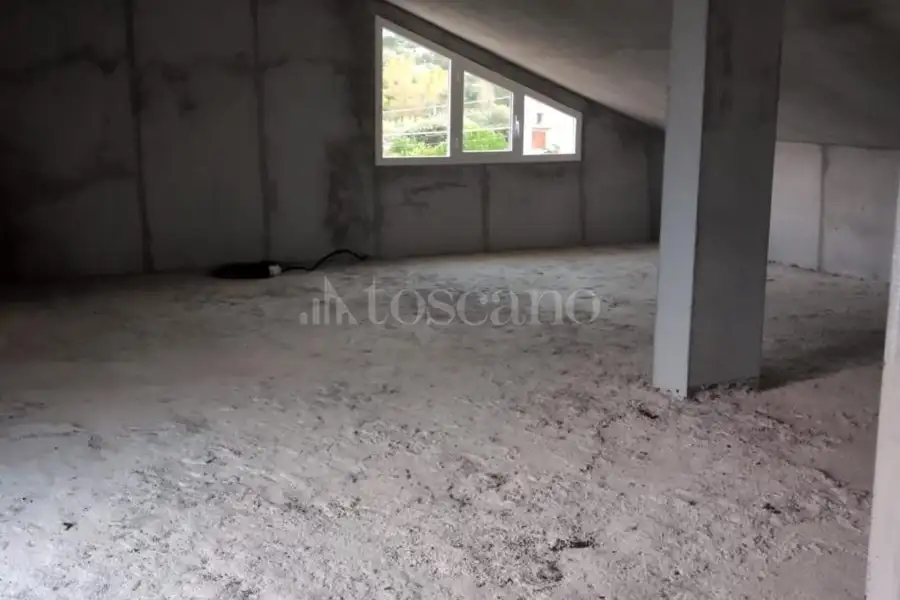 Villa in vendita di 346 mq a €365.000 (rif. 50/2024)