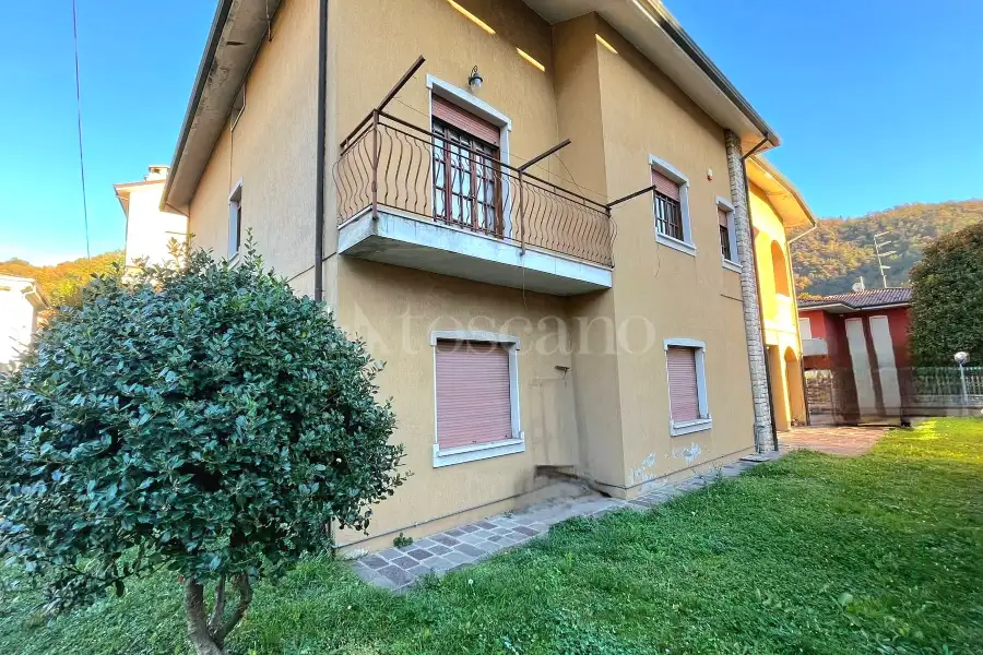 Villa in vendita di 500 mq a €455.000 (rif. 56/2025)