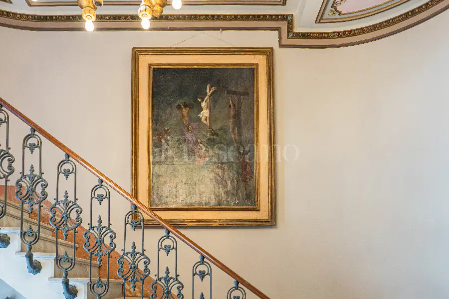 Villa in vendita di 1.200 mq a €4.250.000 (rif. 61/2026)