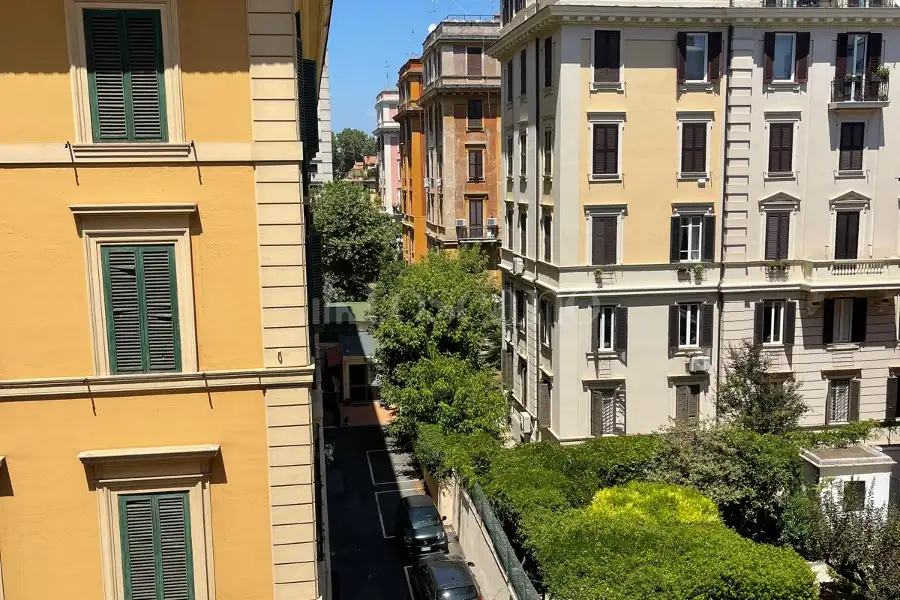 Casa in vendita di 215 mq a €1.280.000 (rif. 34/2026)