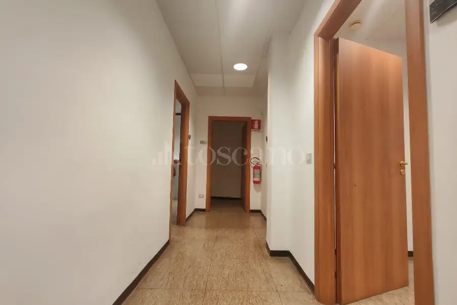 Palazzo in vendita di 800 mq a €1.300.000 (rif. 25/2026)