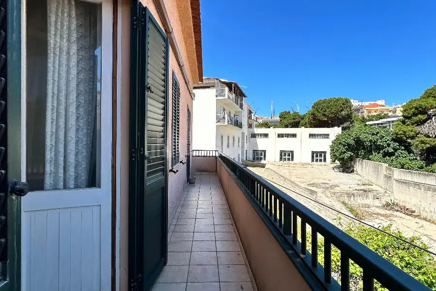 Casa Indipendente in vendita di 260 mq a €240.000 (rif. 120/2026)