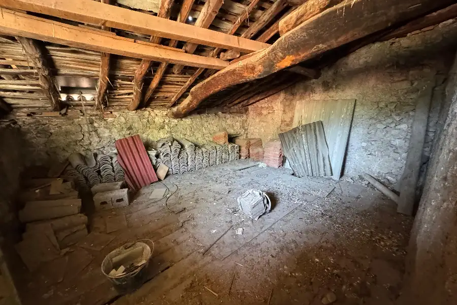 Casa Indipendente in vendita di 376 mq a €177.000 (rif. 7/2026)