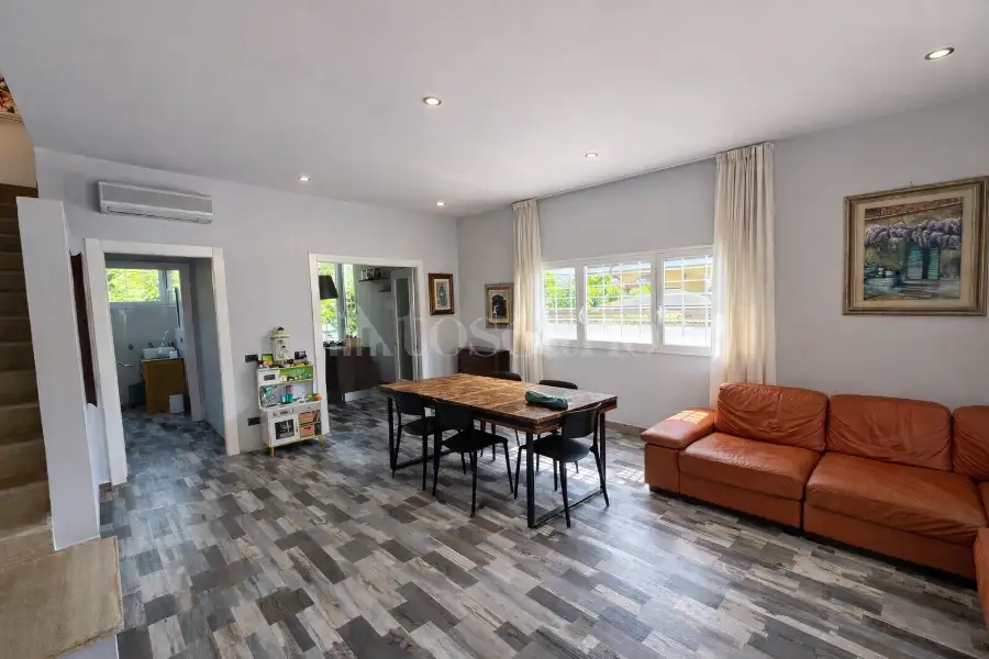 Villa Bifamiliare in vendita di 170 mq a €329.000 (rif. 34/2025)