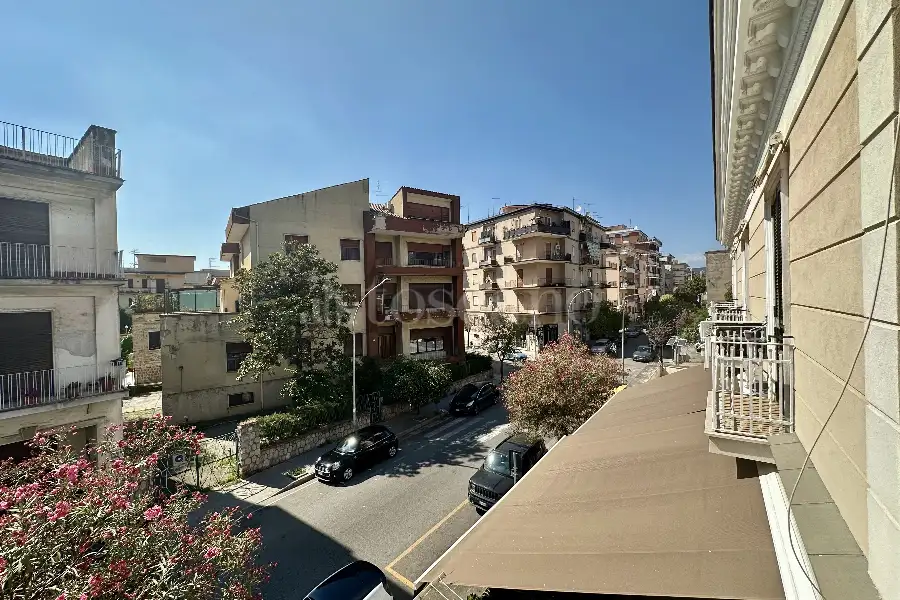 Negozio in affitto di 70 mq a €450 (rif. 25/2025)