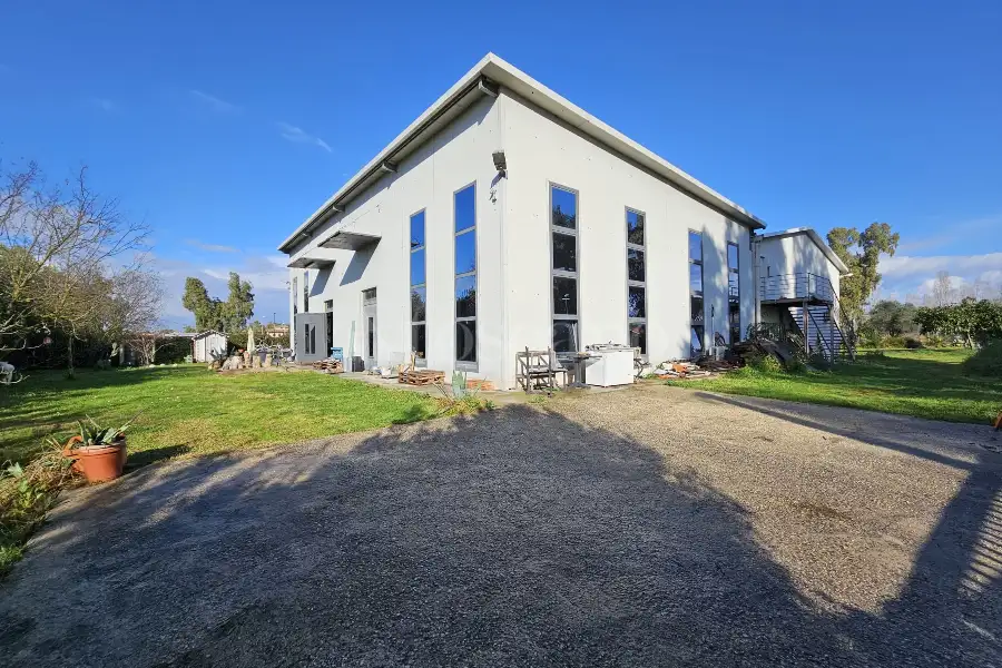 Capannone in vendita di 1.050 mq a €870.000 (rif. 7/2025)