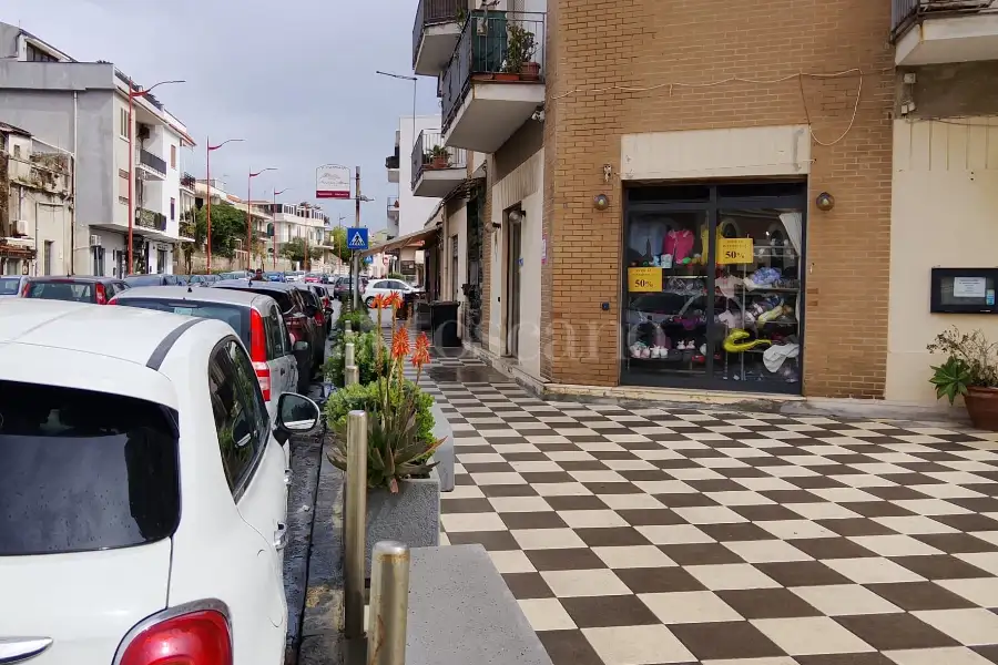 Attività Commerciale in vendita di 20 mq a €22.000 (rif. 7/2026)