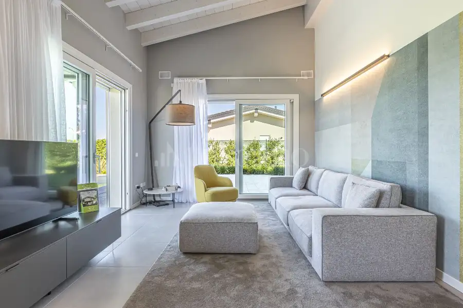 Villa in vendita di 250 mq a €928.000 (rif. 2/2025)