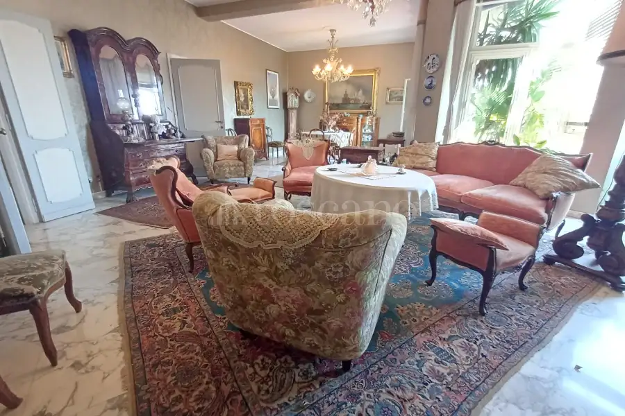 Casa in vendita di 180 mq a €960.000 (rif. 20/2026)