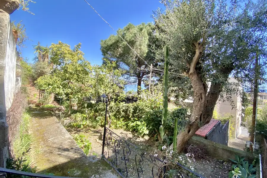 Casa Indipendente in vendita di 158 mq a €865.000 (rif. 20/2026)