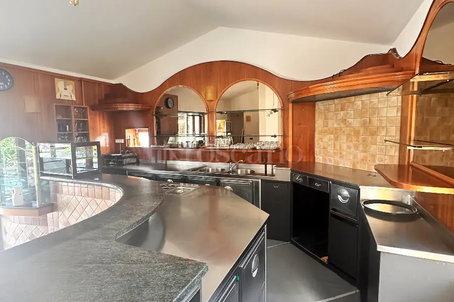 Negozio in vendita di 37 mq a €265.000 (rif. 29/2025)