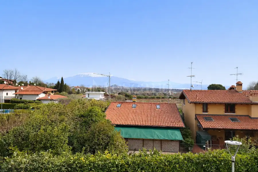 Casa in vendita di 220 mq a €440.000 (rif. 8/2026)