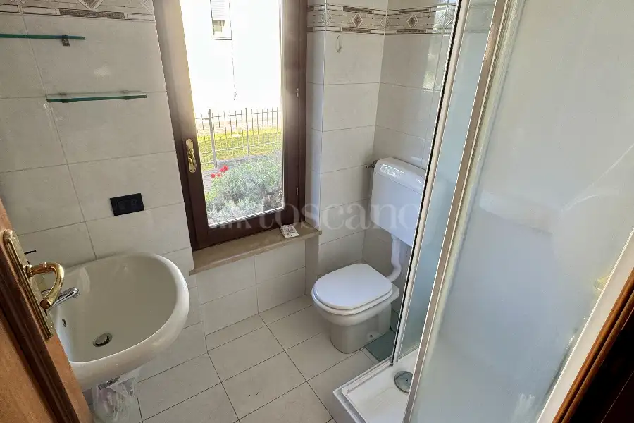 Villa Bifamiliare in vendita di 220 mq a €320.000 (rif. 15/2026)