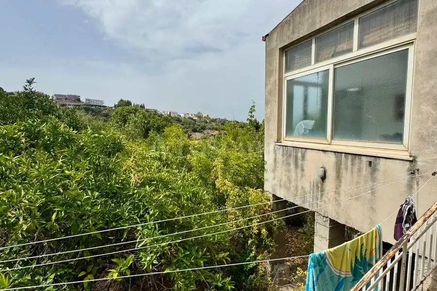 Casa Indipendente in vendita di 130 mq a €135.000 (rif. 141/2025)