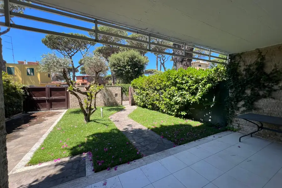 Villino a Schiera in vendita di 90 mq a €410.000 (rif. 5/2026)