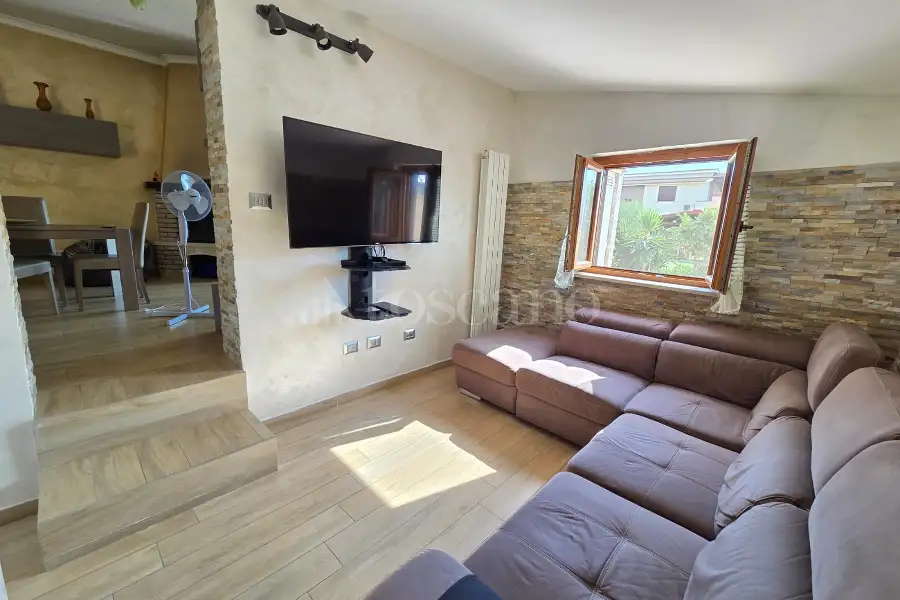 Villa Bifamiliare in vendita di 135 mq a €499.000 (rif. 46/2026)