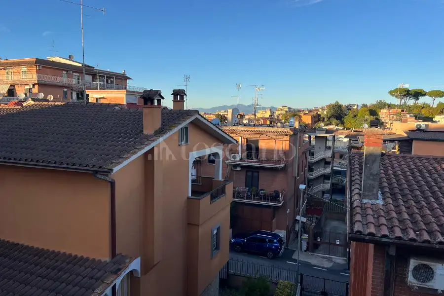 Casa in affitto di 100 mq a €750 (rif. 54/2026)