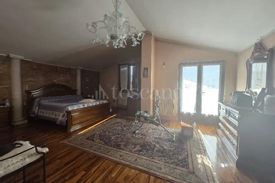 Casa Indipendente in vendita di 410 mq a €615.000 (rif. 40/2025)