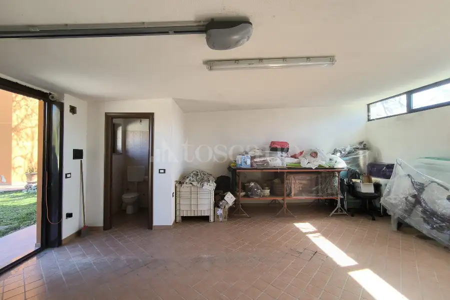 Villa in vendita di 550 mq a €890.000 (rif. 17/2025)