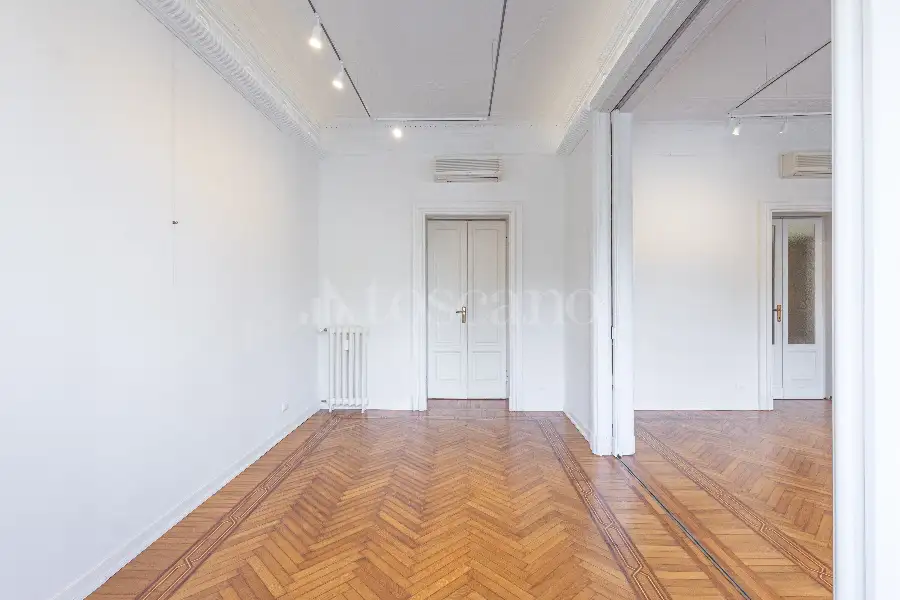 Ufficio in vendita di 175 mq a €1.720.000 (rif. 29/2026)