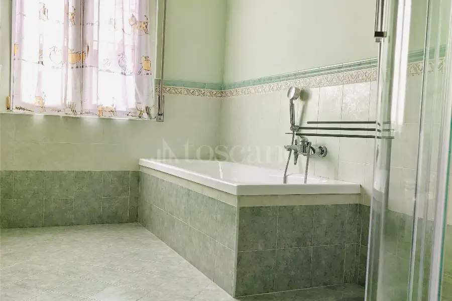 Villa Bifamiliare in vendita di 128 mq a €315.000 (rif. 12/2026)