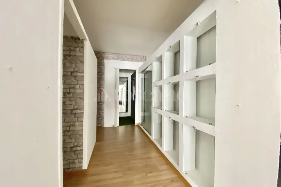 Negozio in vendita di 59 mq a €88.000 (rif. 19/2025)