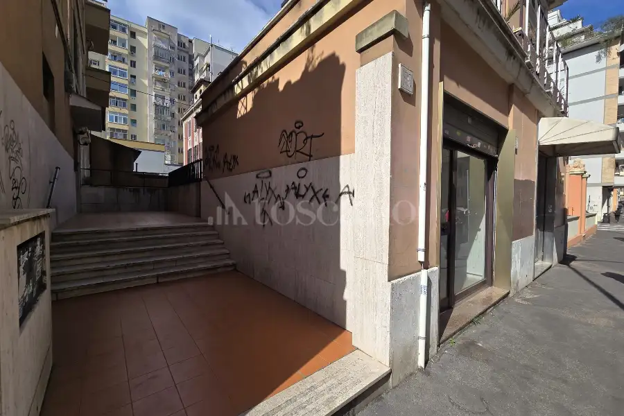 Negozio in vendita di 50 mq a €99.000 (rif. 3/2026)