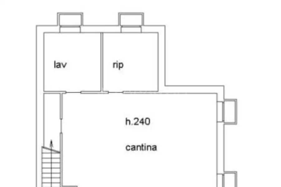 Villa in vendita di 300 mq a €950.000 (rif. 47/2025)