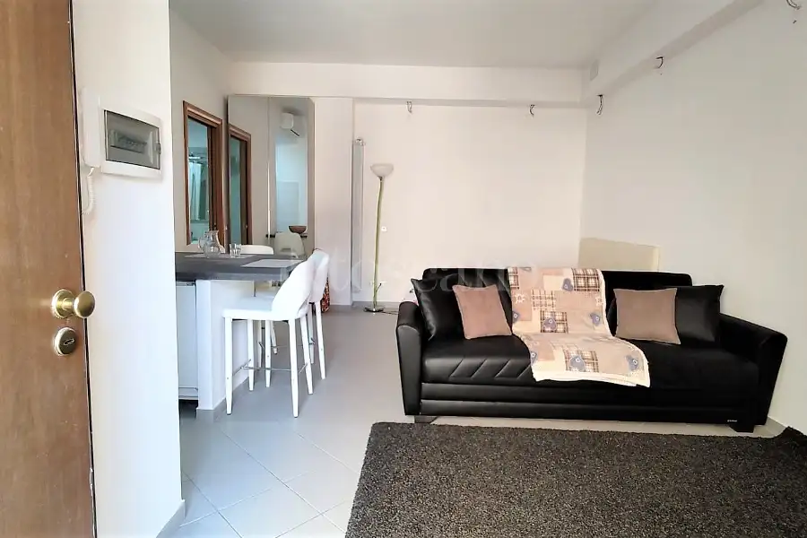 Laboratorio in vendita di 30 mq a €85.000 (rif. 49/2026)