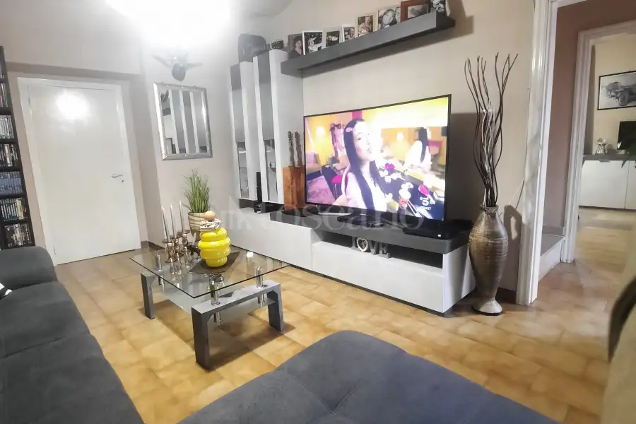Casa Indipendente in vendita di 225 mq a €155.000 (rif. 2/2026)