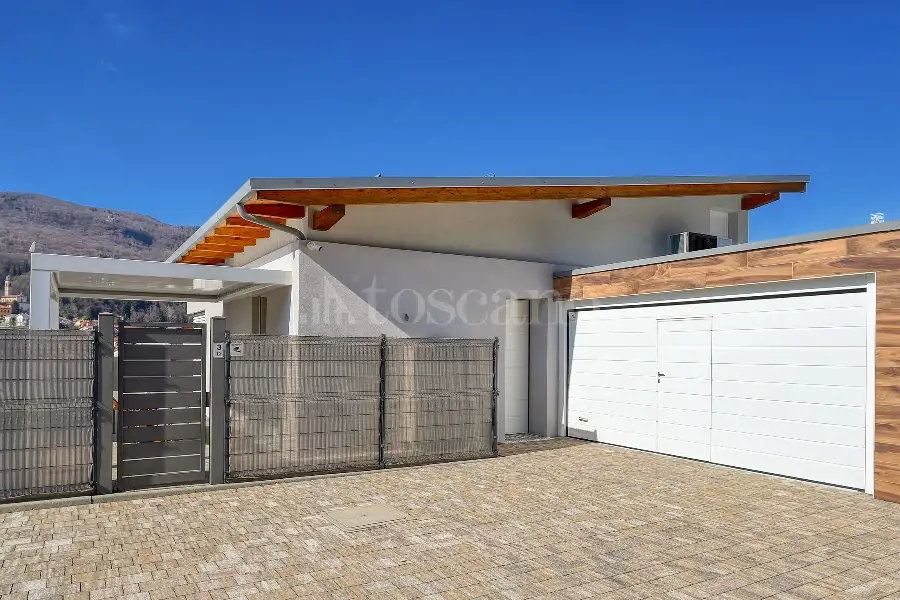 Villa in vendita di 117 mq a €495.000 (rif. 131/2026)