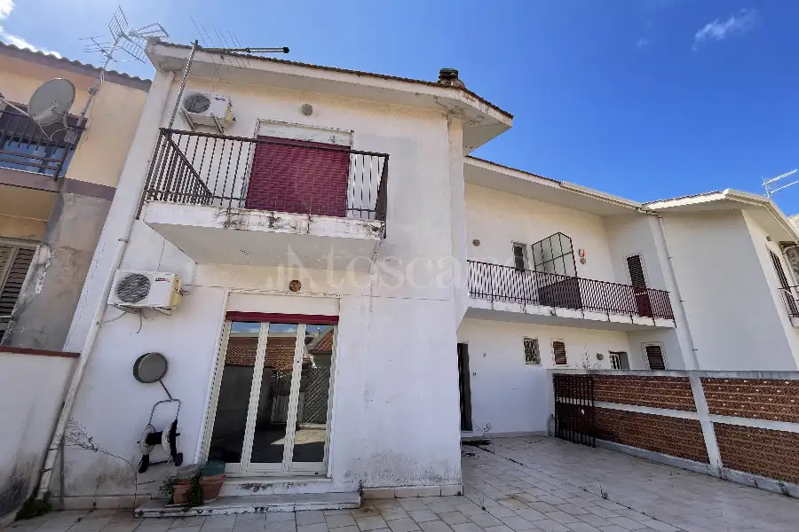 Casa Indipendente in vendita di 226 mq a €97.000 (rif. 7/2025)