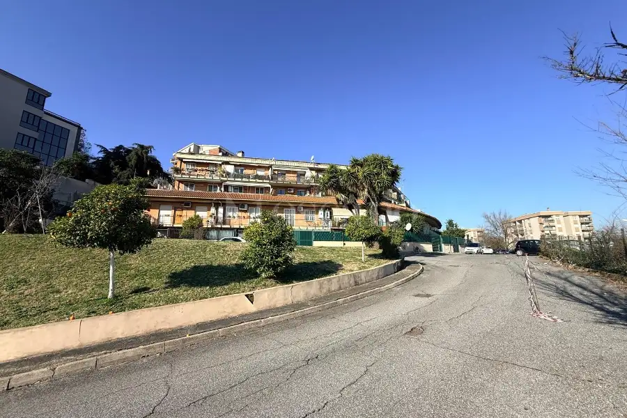 Villino a Schiera in vendita di 110 mq a €345.000 (rif. 1/2026)