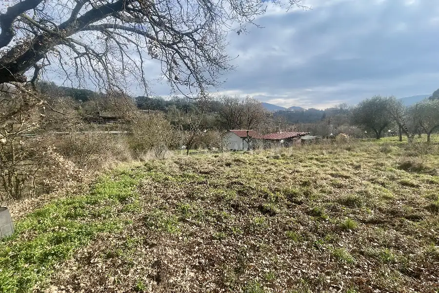 Agricolo in vendita di 1.900 mq a €22.000 (rif. 5/2026)