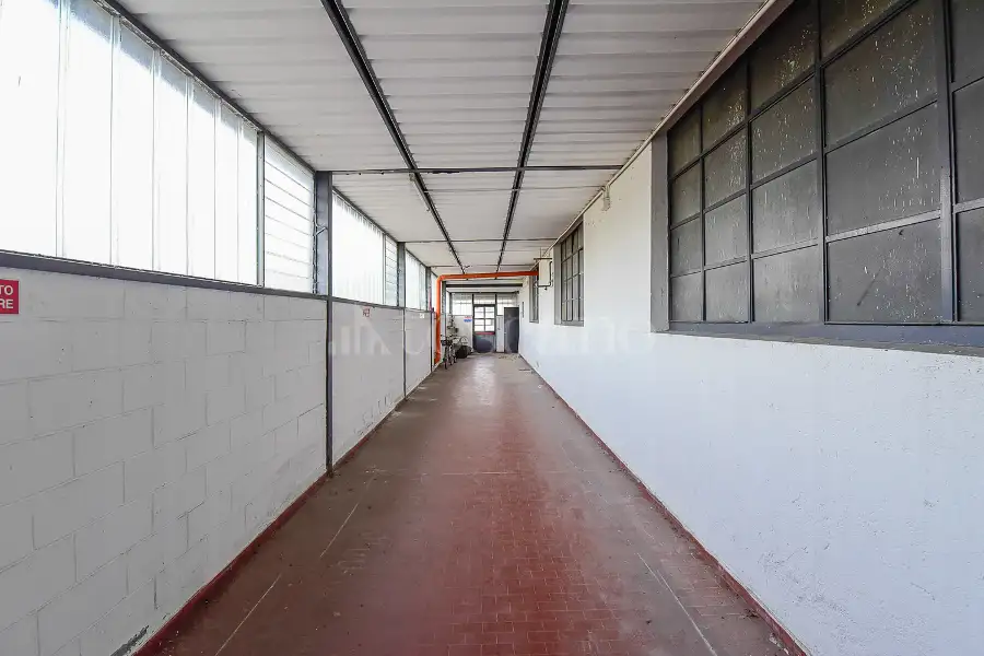 Magazzino in vendita di 3.000 mq a €1.700.000 (rif. 34/2026)