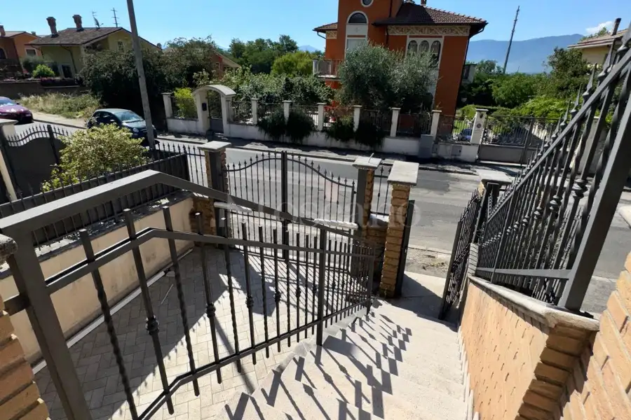 Villino a Schiera in vendita di 300 mq trattativa riservata (rif. 88/2025)