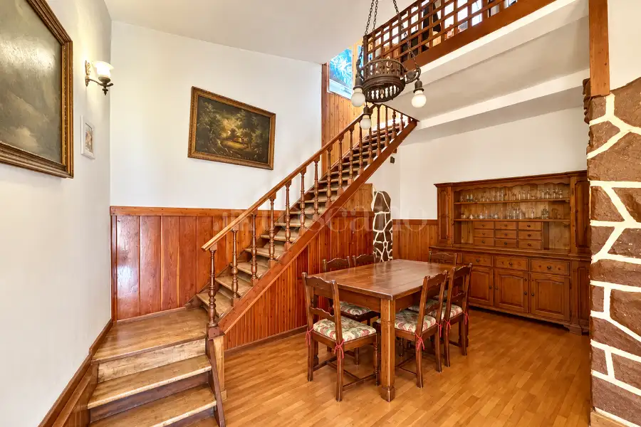 Casa Indipendente in vendita di 300 mq a €599.000 (rif. 45/2026)