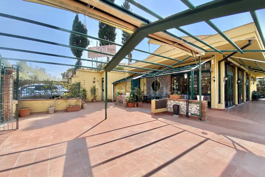 Agriturismo in vendita di 600 mq a €1.750.000 (rif. 13/2026)