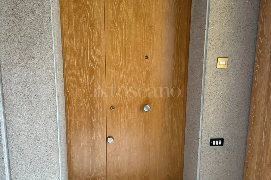 Casa in affitto di 218 mq a €1.800 (rif. 14/2026)