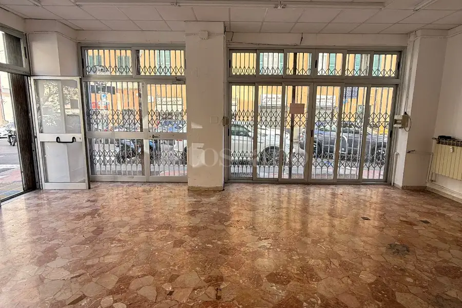 Negozio in vendita di 50 mq a €220.000 (rif. 29/2026)