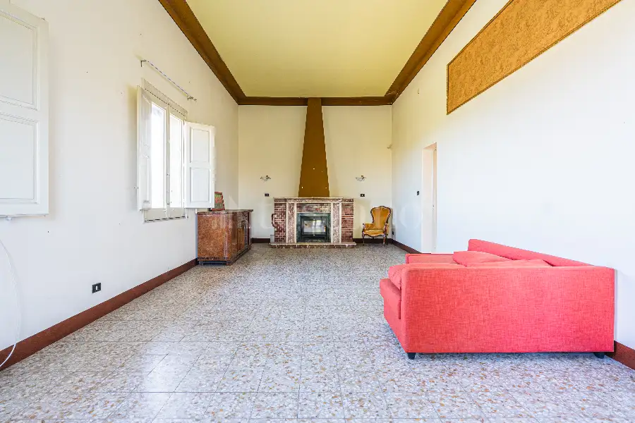 Villa in vendita di 327 mq a €348.000 (rif. 59/2026)