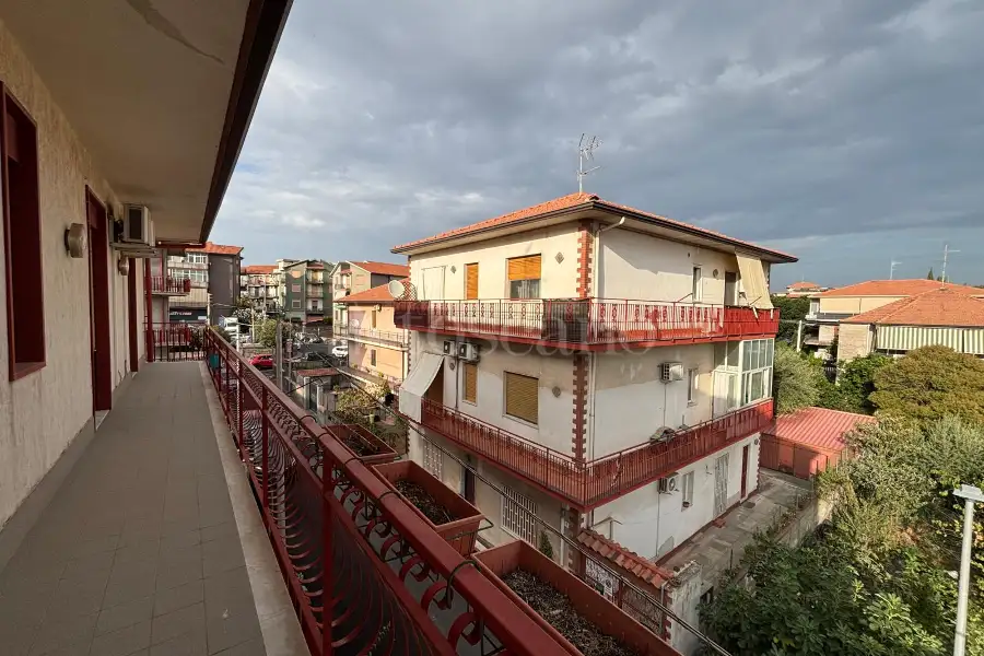 Palazzo in vendita di 270 mq a €430.000 (rif. 166/2025)